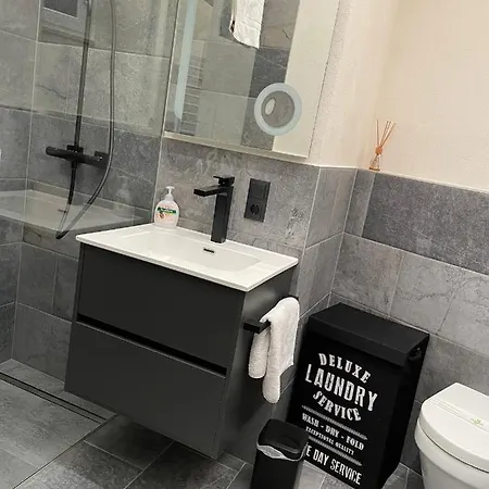 Flow Etschmann Apartment Merano